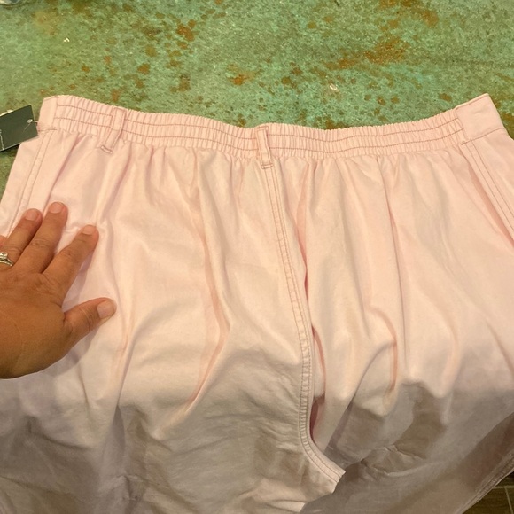 Pink Pants - Picture 5 of 7